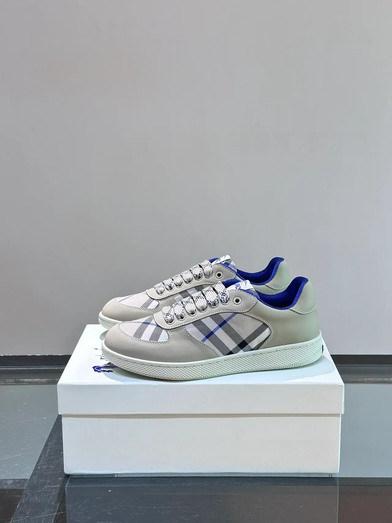 Burberry Beige Blue أحذية رياضية Lifestyle Low Top بانيل مربعات 5