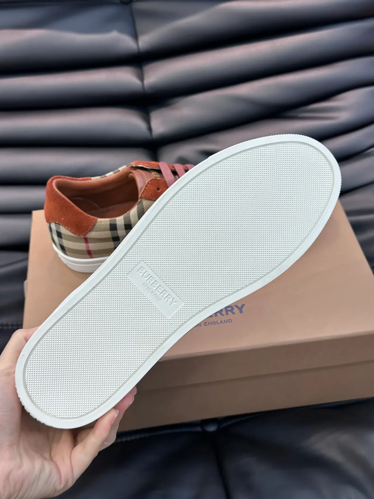 Burberry Tênis Baixo Lifestyle De Couro E Camurça Híbrido Marrom Bege 2