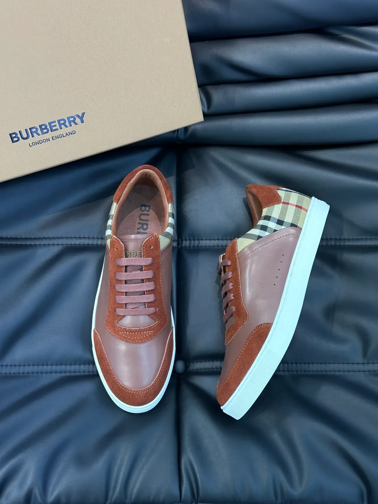 Burberry Tênis Baixo Lifestyle De Couro E Camurça Híbrido Marrom Bege 4