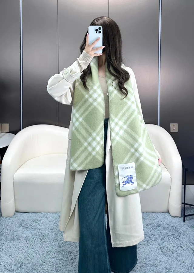 Burberry Écharpe à Carreaux Plaid Vert Beige Apparence Laine Mélangée Écharpe Cachemire 8