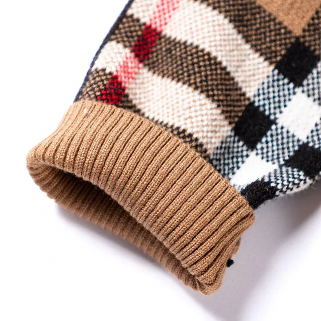 Burberry Motif Classique à Carreaux Beige Noir Fermeture Boutons Devant Cardigan 17