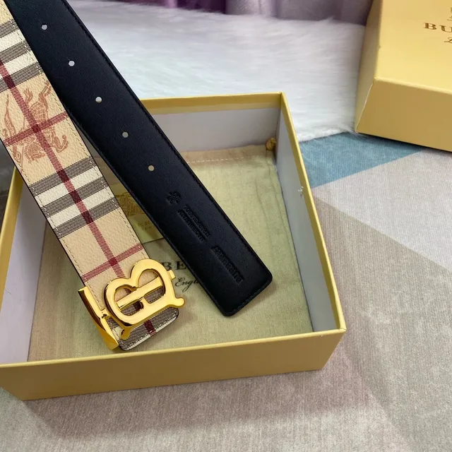 Burberry Knight Cinturón de cuero beige dorado TB Monogram Buckle estampado clásico a cuadros 7
