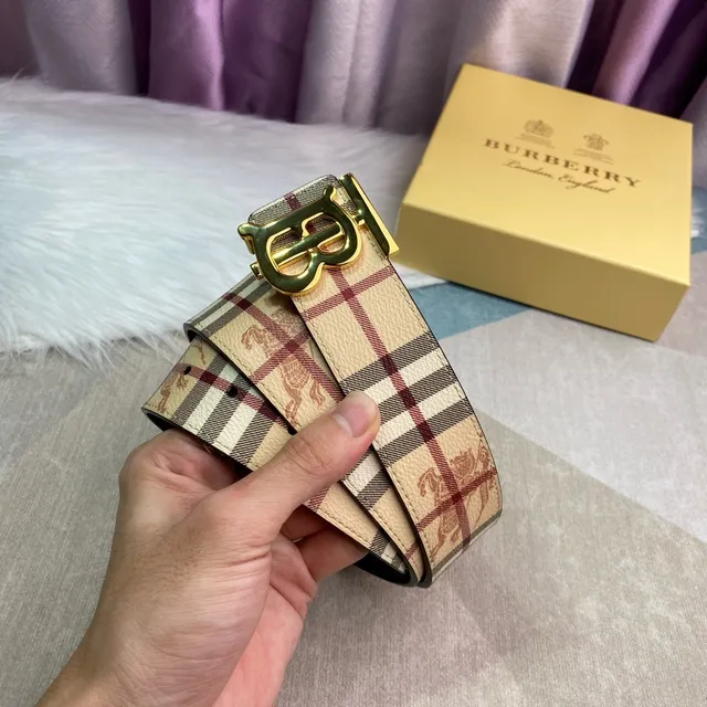 Burberry Knight Cinturón de cuero beige dorado TB Monogram Buckle estampado clásico a cuadros 8