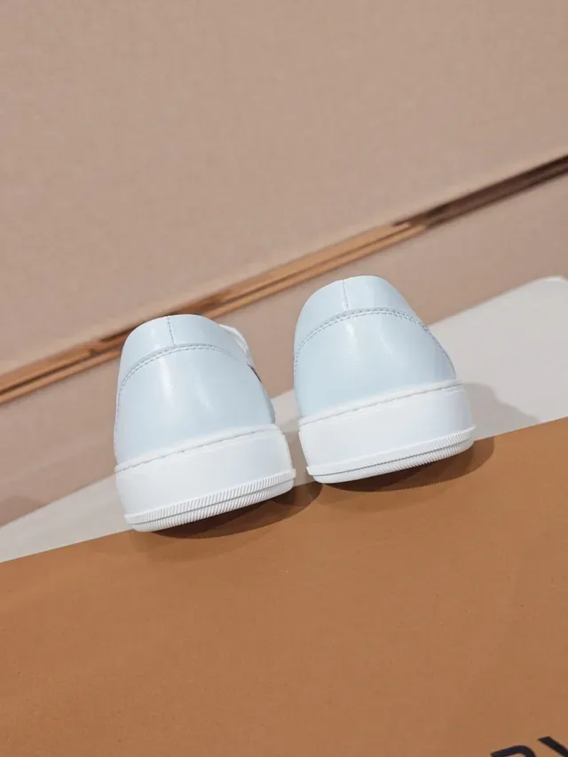 Burberry Knight Beige White Slip-On Check-Patterned Fabric Upper Lifestyle Sneakers 3