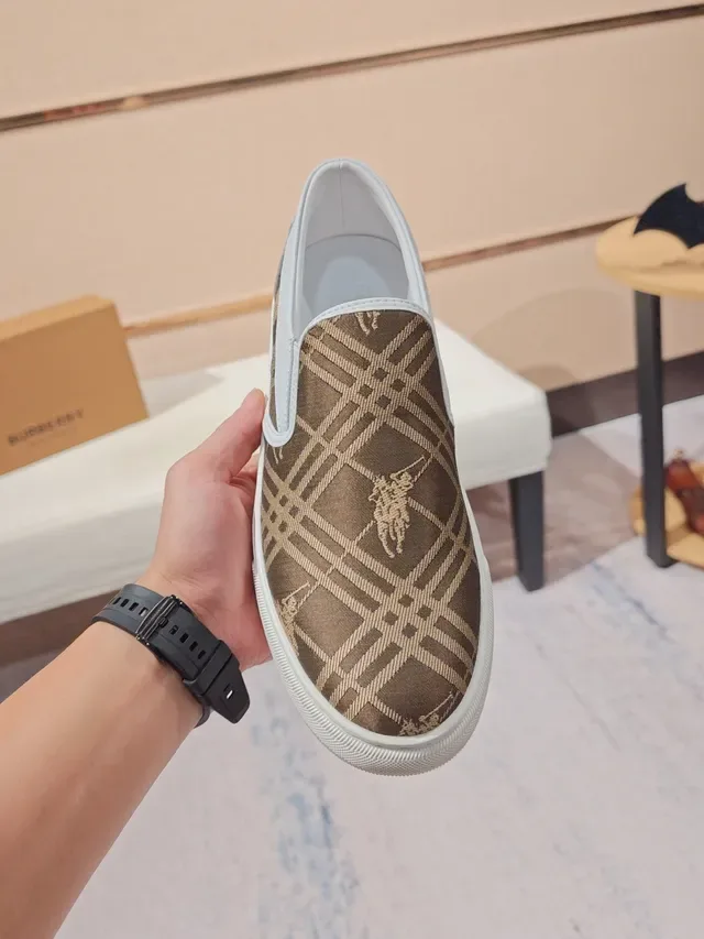 Burberry Knight Beige White Slip-On Check-Patterned Fabric Upper Lifestyle Sneakers 5
