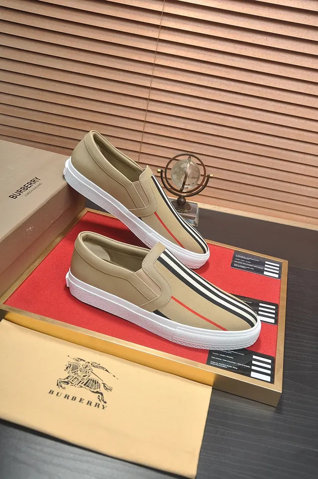 Burberry Knight Beige White Slip-On Striped Panel Lifestyle Sneakers 3