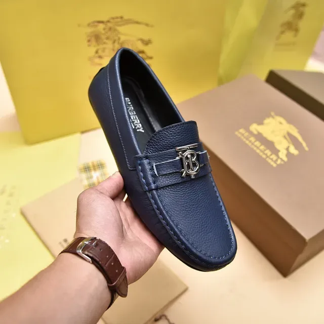 Burberry Knight Navy Peppled Leather Loafers 6