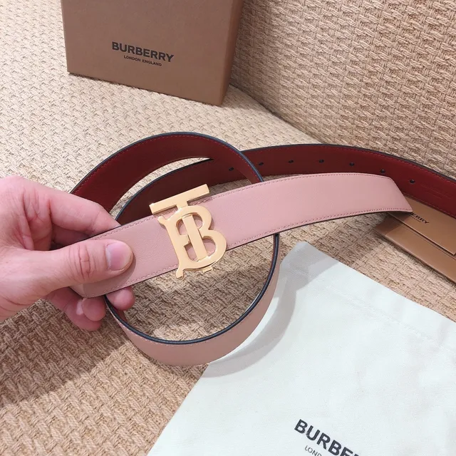 Burberry Knight réversible rose et rouge ceinture en cuir 2