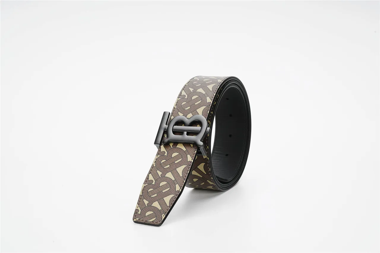 Burberry Monogram TB Buckle Belt 棕色米色皮革腰带 6
