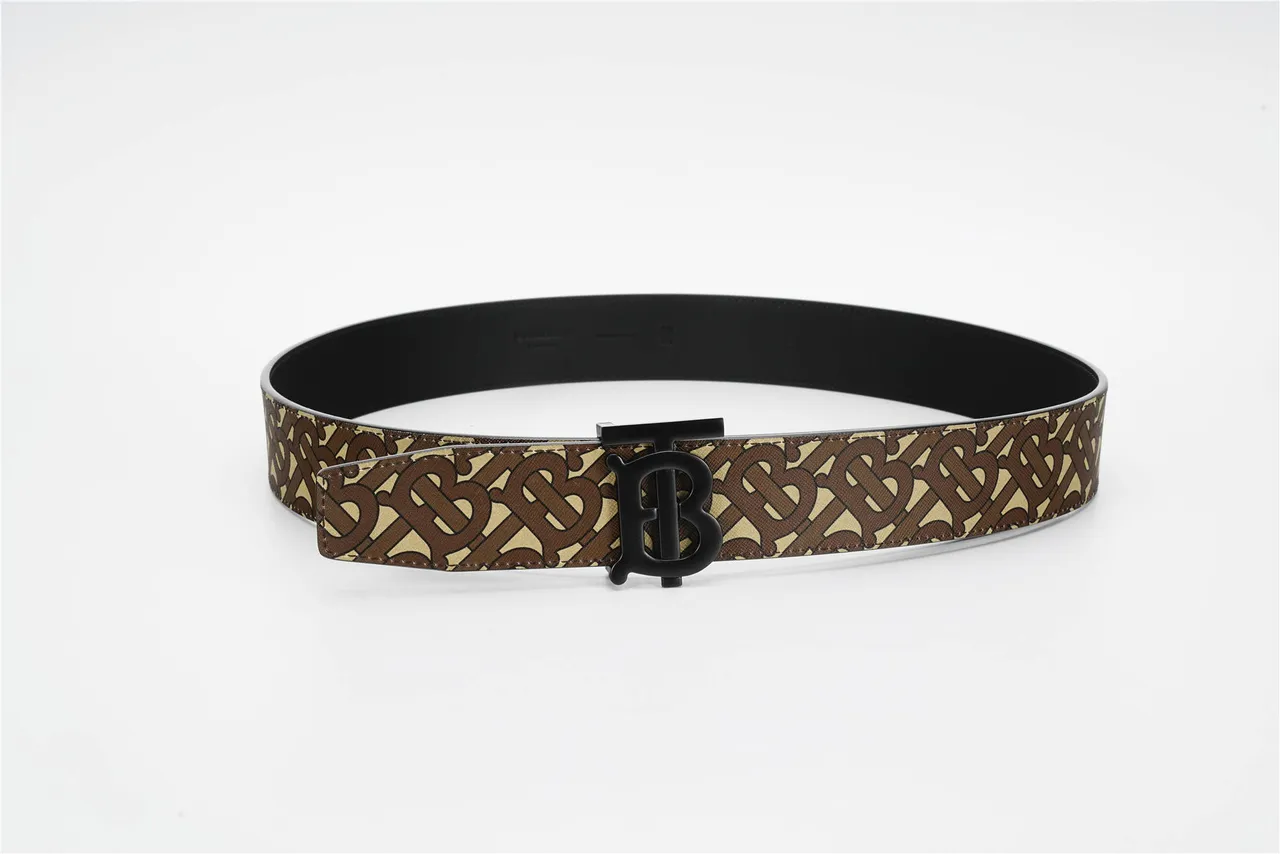 Burberry Monogram TB Buckle Belt 棕色米色皮革腰带 9