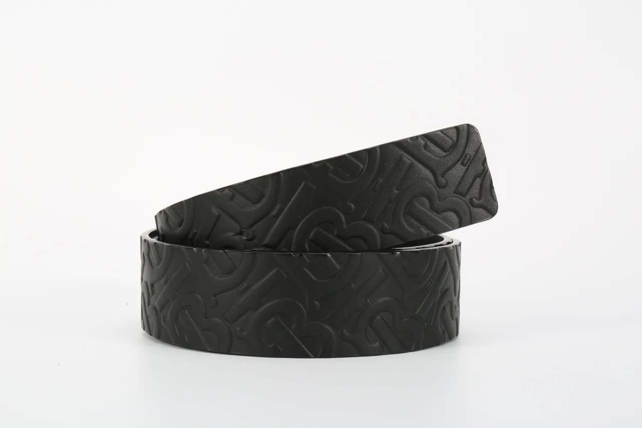 Burberry TB Cinto preto embossado com monograma de couro 3