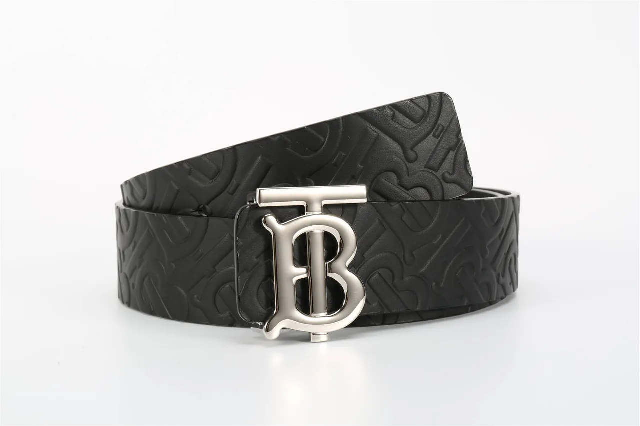 Burberry TB Cinto preto embossado com monograma de couro 13