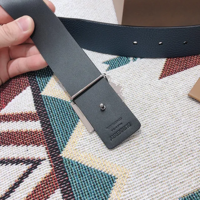 Burberry TB Monogram Ceinture en cuir bleu grainé 5