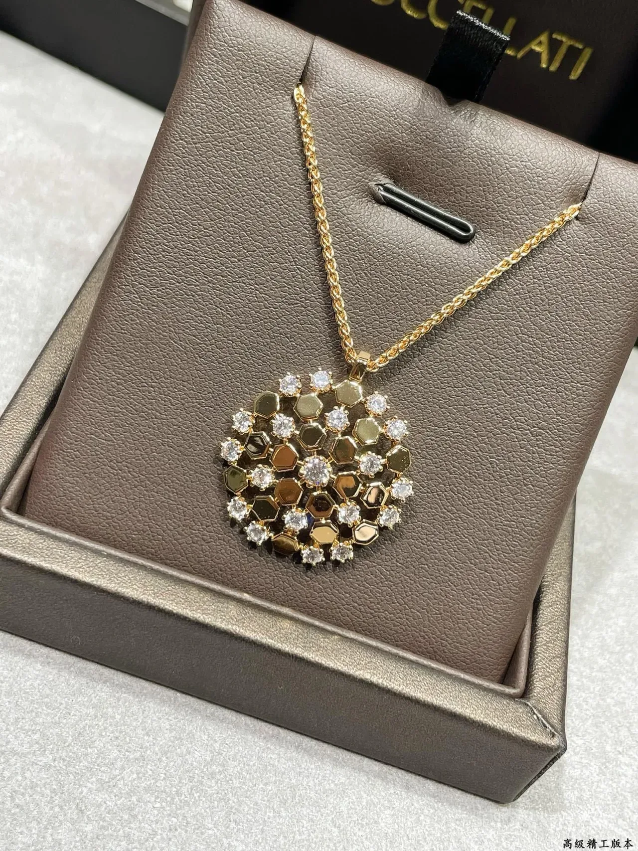 Collier Bvlgari B.zero1 Rock Hexagonal Pavé Cristal Doré 7
