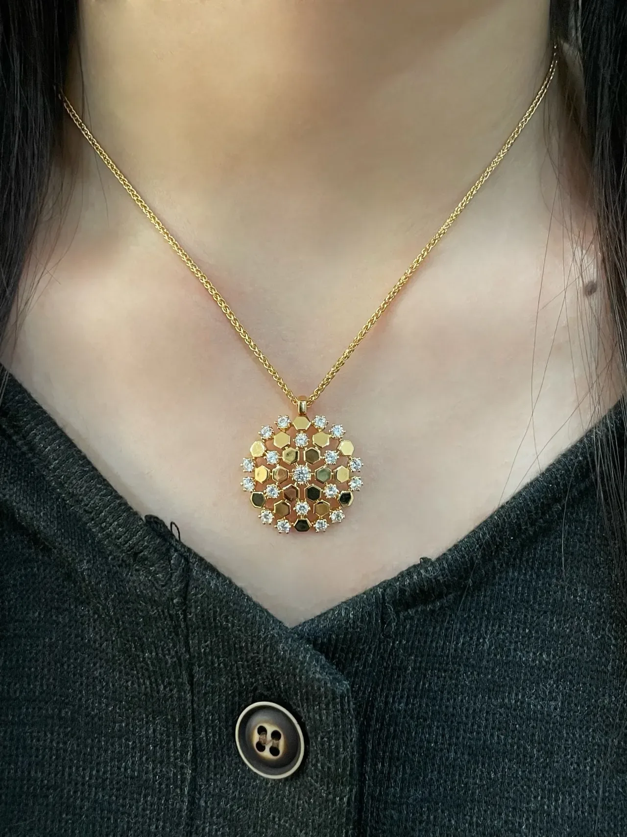 Collier Bvlgari B.zero1 Rock Hexagonal Pavé Cristal Doré 9