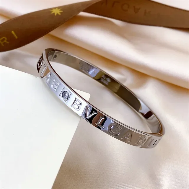 Bvlgari Bvlgari नक्काशी लोगो सोना चाँदी गुलाब सोना क्रिस्टल स्टैकेबल कंगन 2