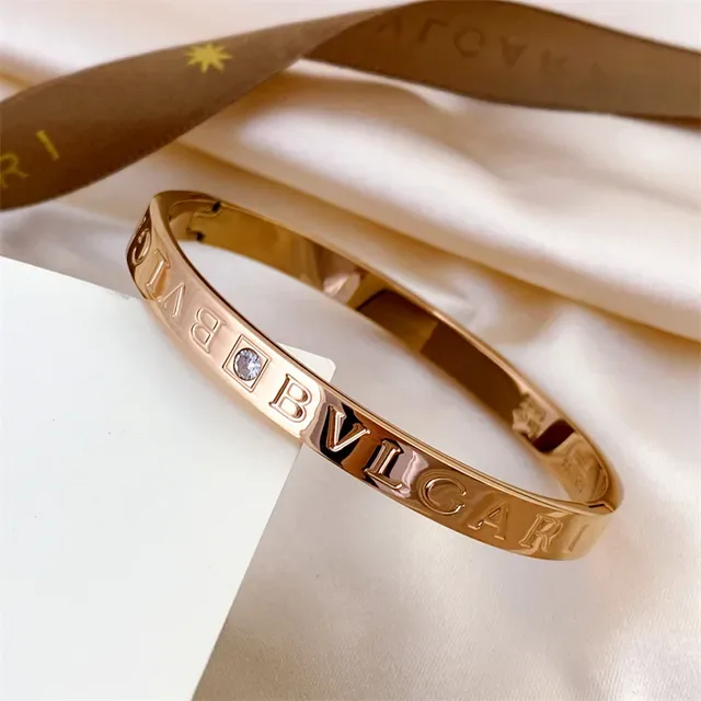 Bvlgari Bvlgari नक्काशी लोगो सोना चाँदी गुलाब सोना क्रिस्टल स्टैकेबल कंगन 3
