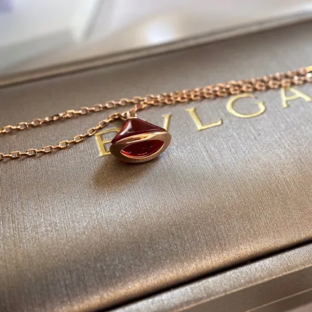 Bvlgari Divas’ Dream Red Enamel Sail Pendant Bracelet 5
