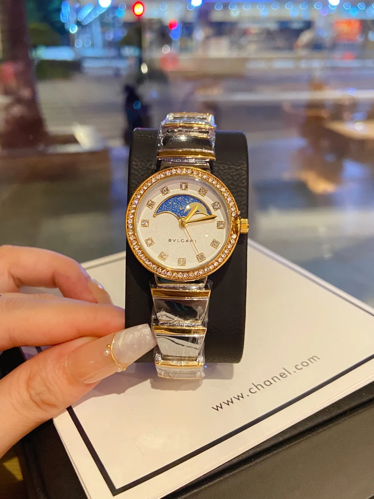 Bvlgari Divas’ Dream Umbrella Motif 石英表 9