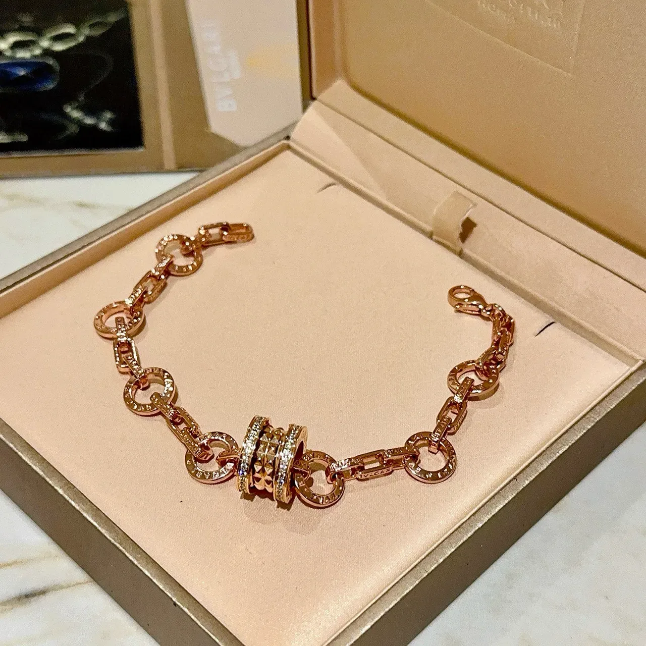 Bvlgari सोना चांदी चेन लिंक मल्टी रिंग घूमता सेंटरपिस ब्रेसलेट 7