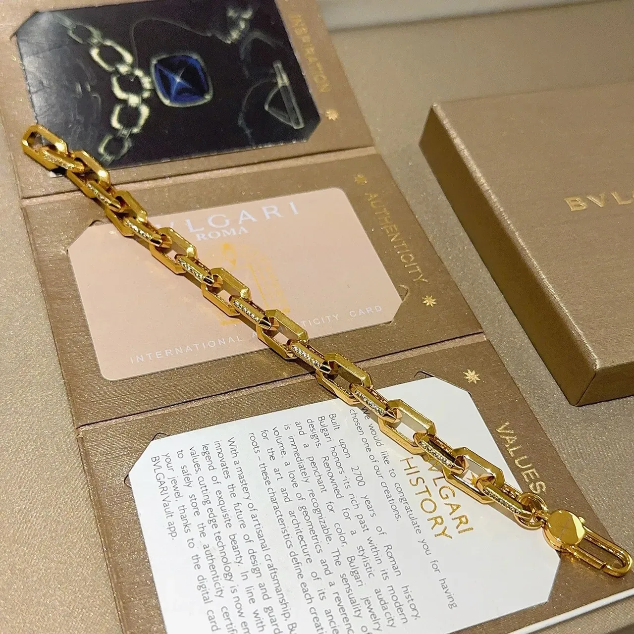 Bvlgari Gold-Tone Geometric Link Pavé Bracelet 2