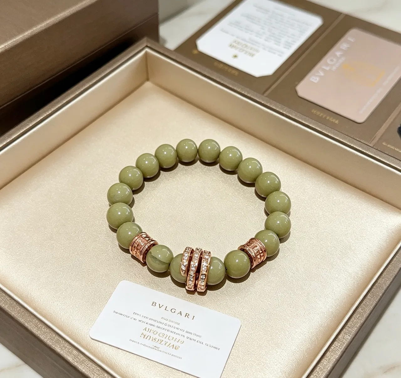 Bvlgari Vert Or Perles Imitation Jade Accents Métal Rose Bracelet 4