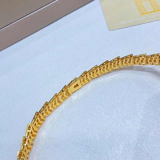 Bvlgari Serpenti Colar com Cabeça de Serpente Gemas Pavé-Set 4