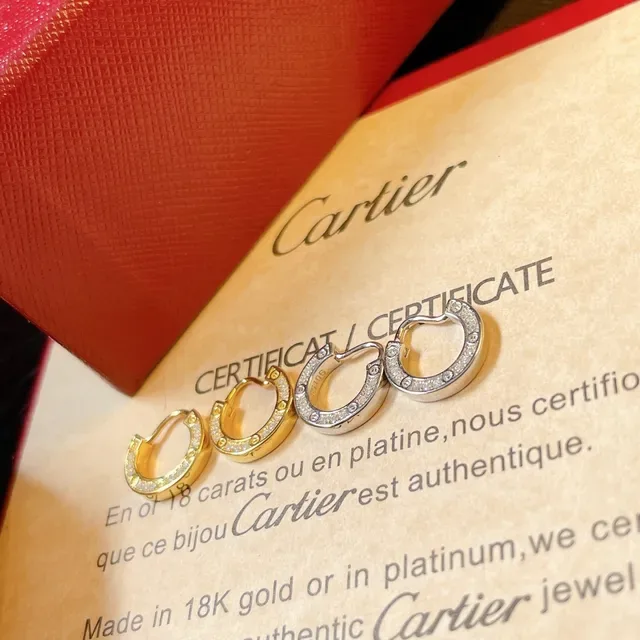 Cartier Boucles d'Oreilles en Or et Argent, Ouvertes en Forme de C, avec Pierres Pavé 9