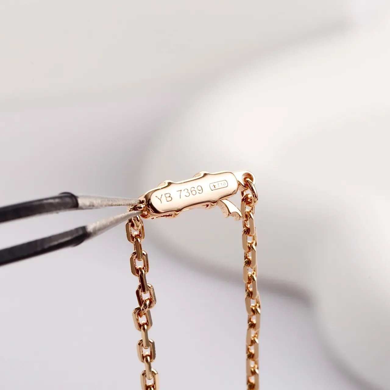 Cartier Juste un Clou Circular Pavé Necklace 2