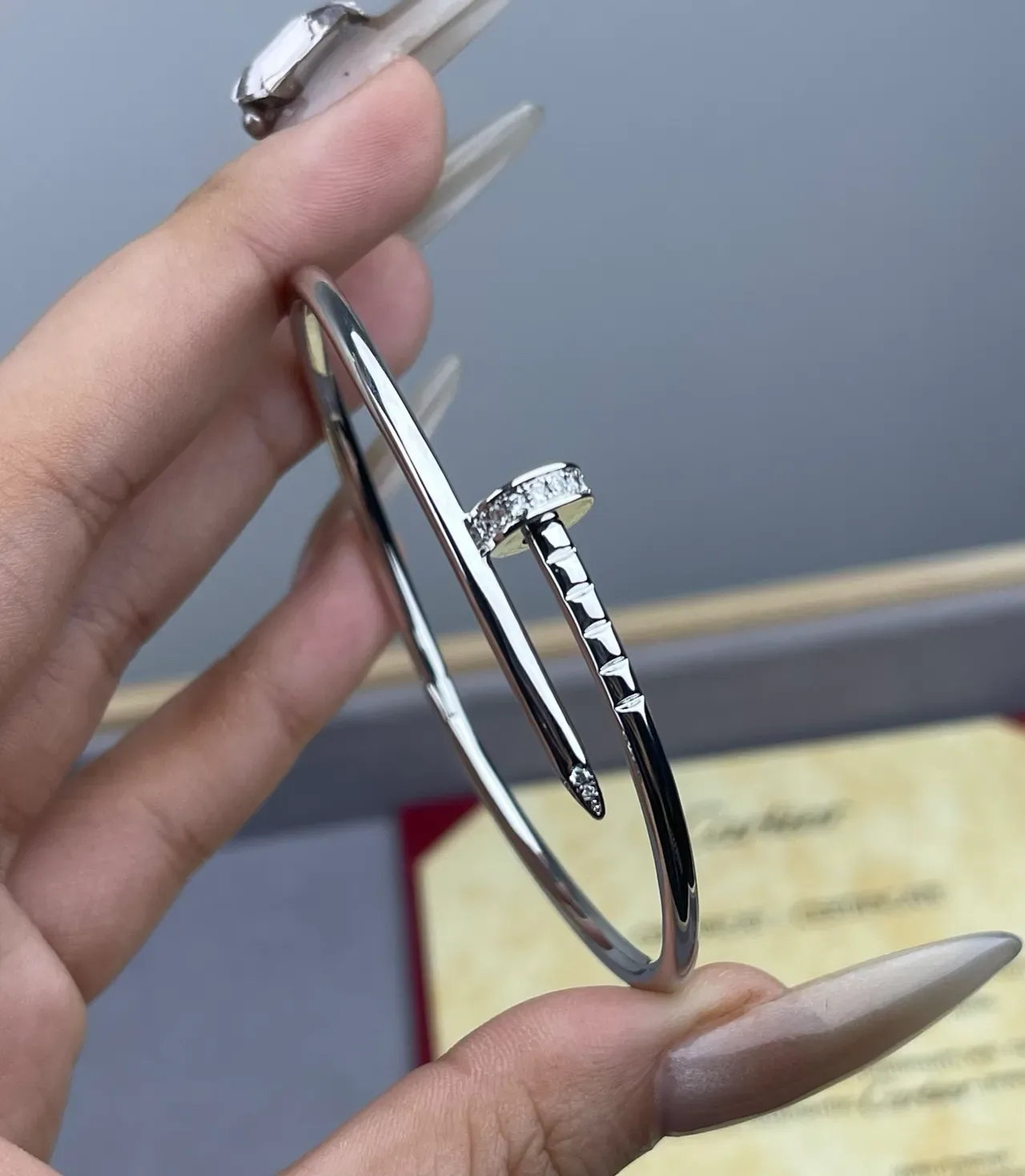 Cartier Juste un Clou Pavé-Set Motivo de Cravo Pulseiras 3