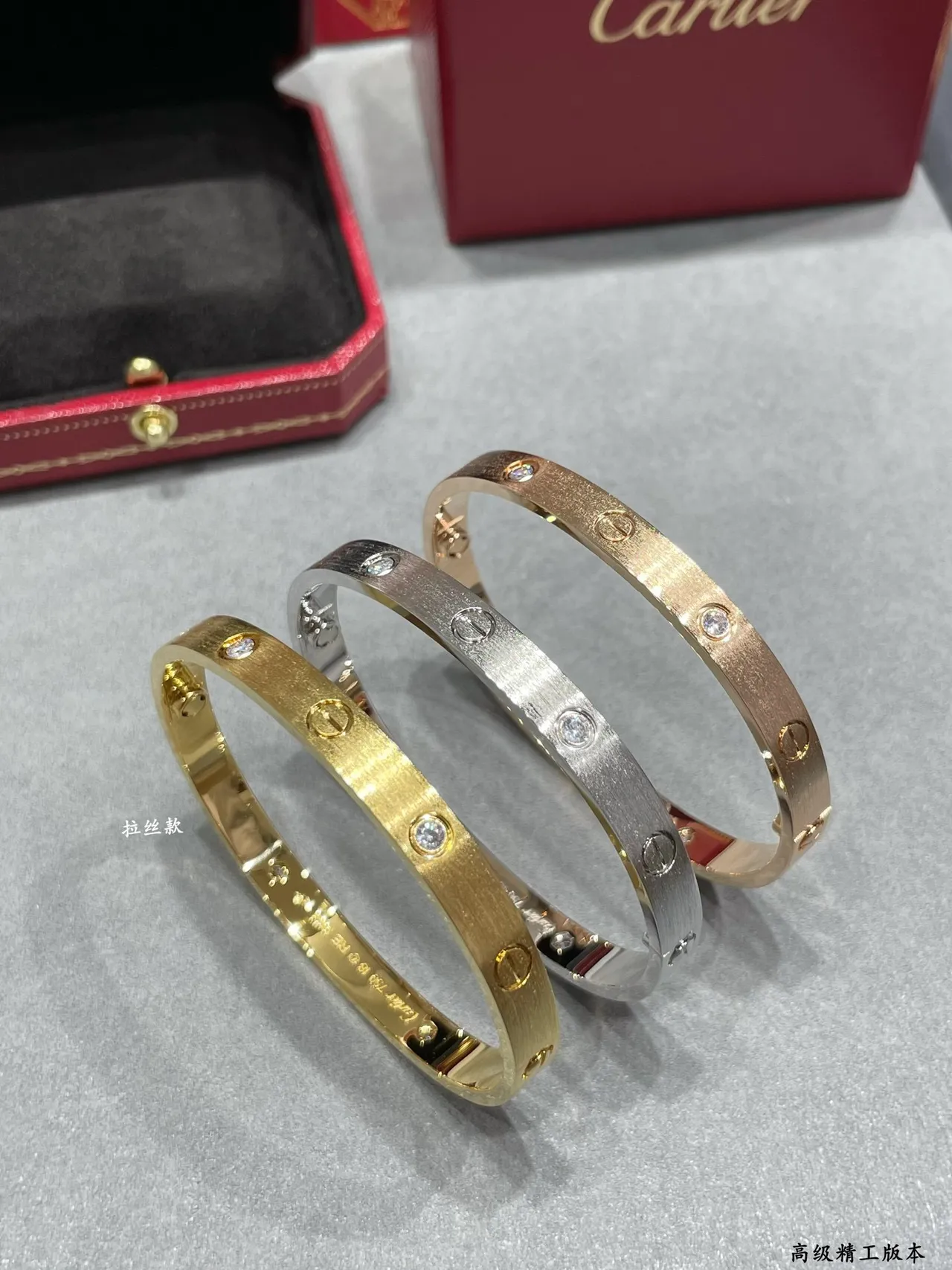 Cartier Love Bracelet Ouro Amarelo Ouro Rosa Ouro Branco Braceletes Diamantados 3