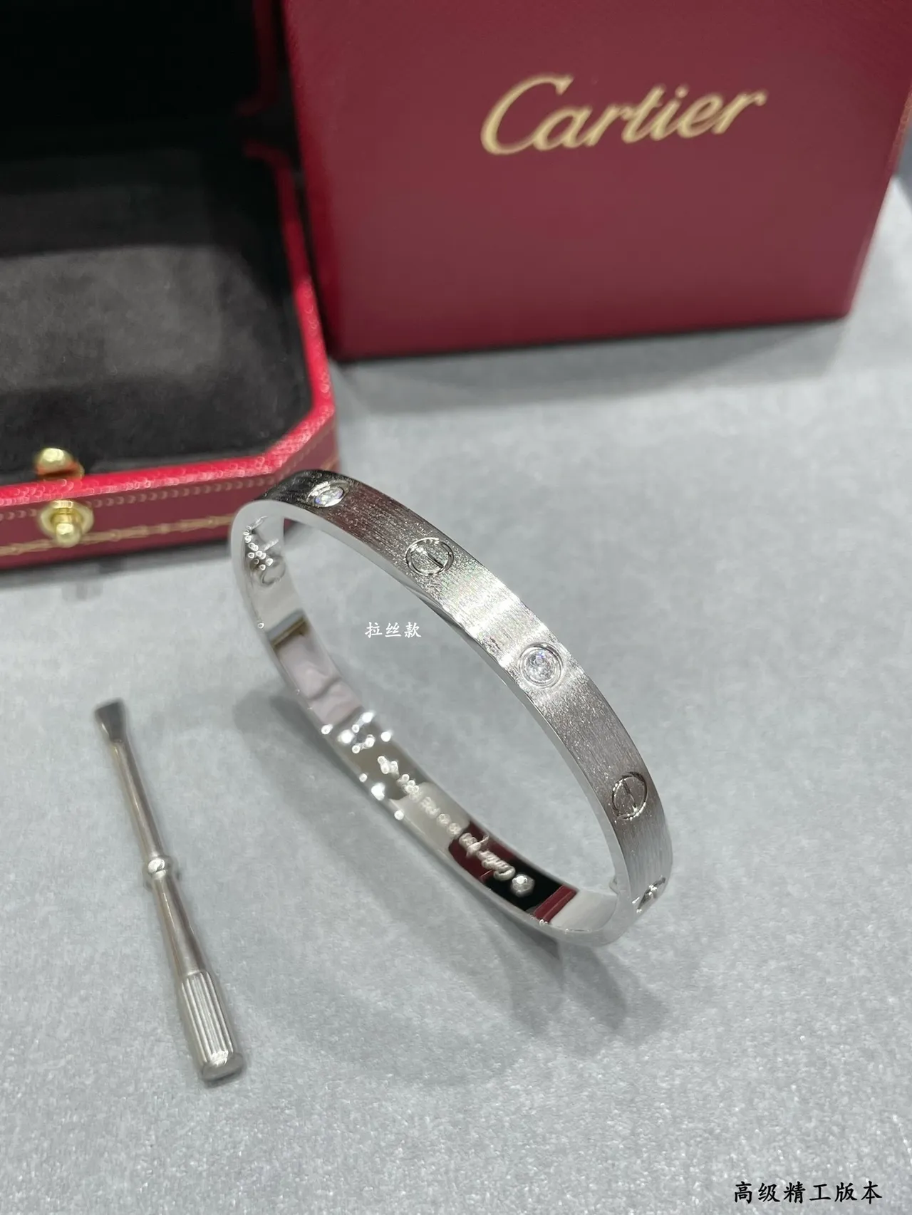 Cartier Love Bracelet Ouro Amarelo Ouro Rosa Ouro Branco Braceletes Diamantados 5