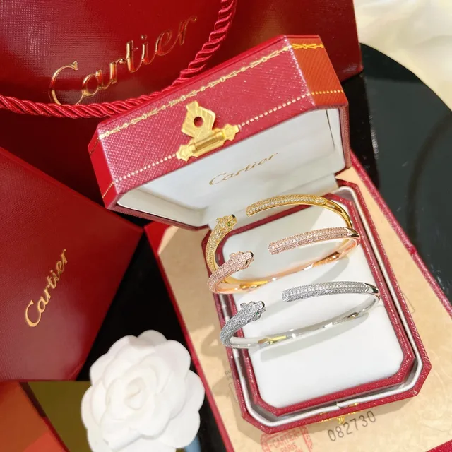 Cartier Panthère Panther-Head Pavé Diamond Bracelet 2