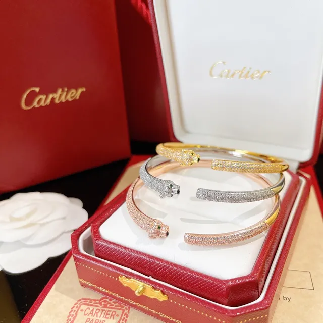 Cartier Panthère Panther-Head Pavé Diamond Bracelet 3