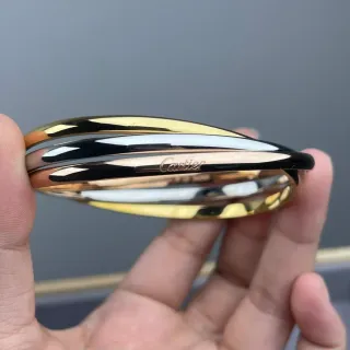 Cartier Trinity Triple-Band Interlocking Polished Multi-Gold Bracelet