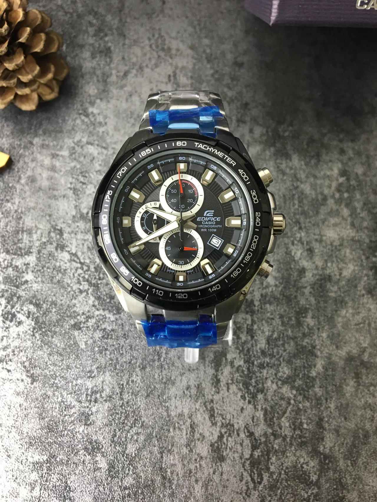 Casio Edifice Cronógrafo Negro y Plateado Reloj Deportivo 4