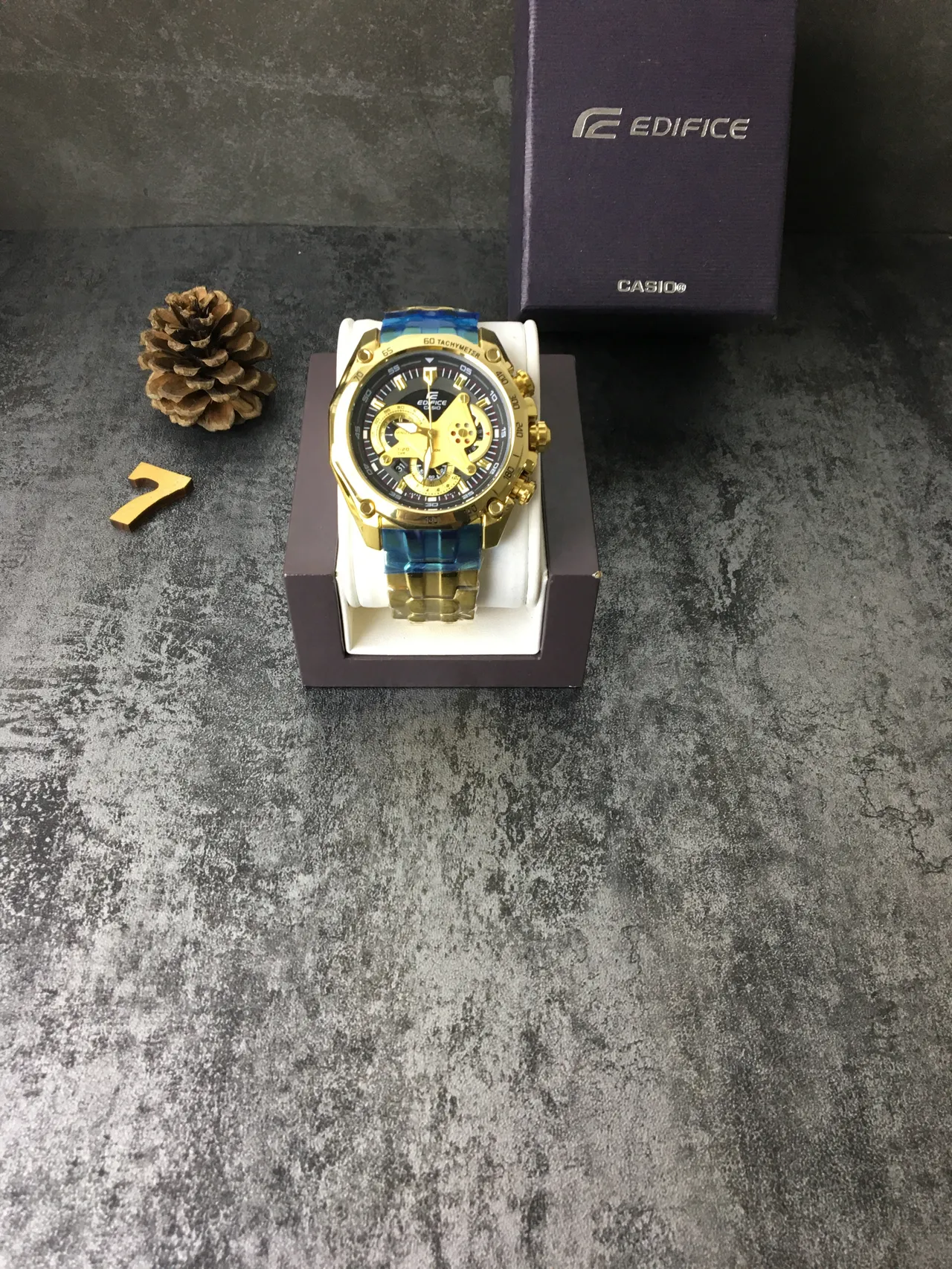 Casio Edifice Caja Oro Azul Movimiento Esqueleto Ventana Reloj 2