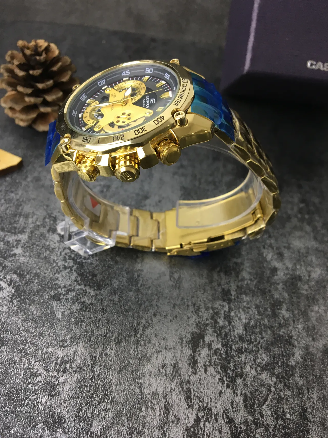 Casio Edifice Caja Oro Azul Movimiento Esqueleto Ventana Reloj 3