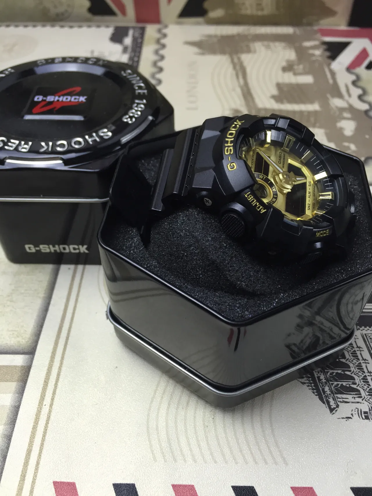 Casio G-Shock GA-100 काला और स्वर्णिम खेल घड़ी 9