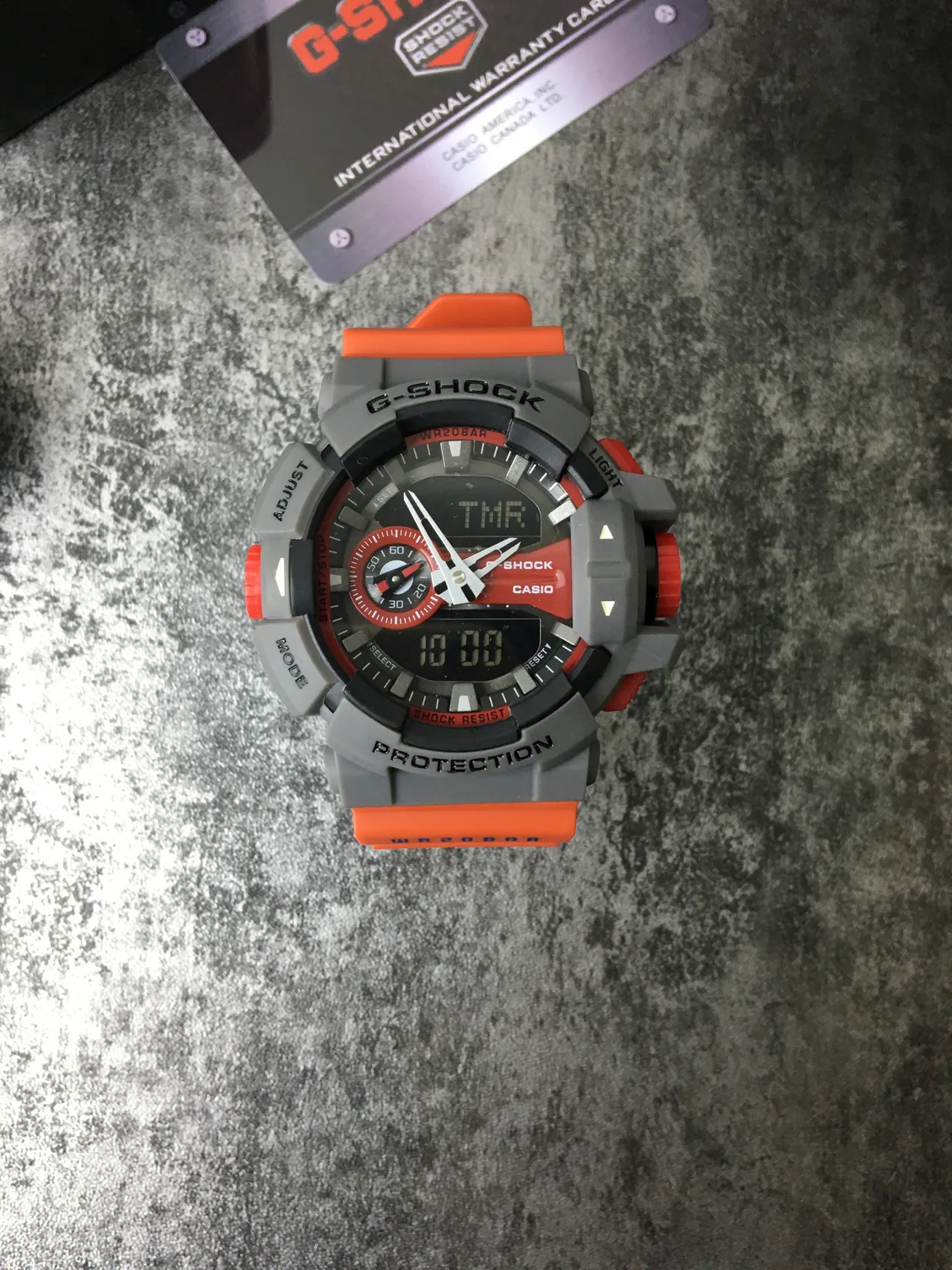 Casio G-Shock GA-100 برتقالي و رمادي ساعة رياضية 2