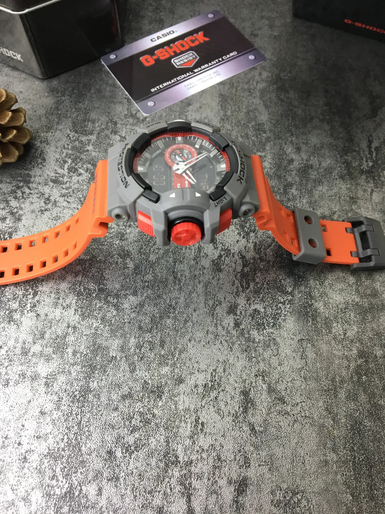 Casio G-Shock GA-100 برتقالي و رمادي ساعة رياضية 5