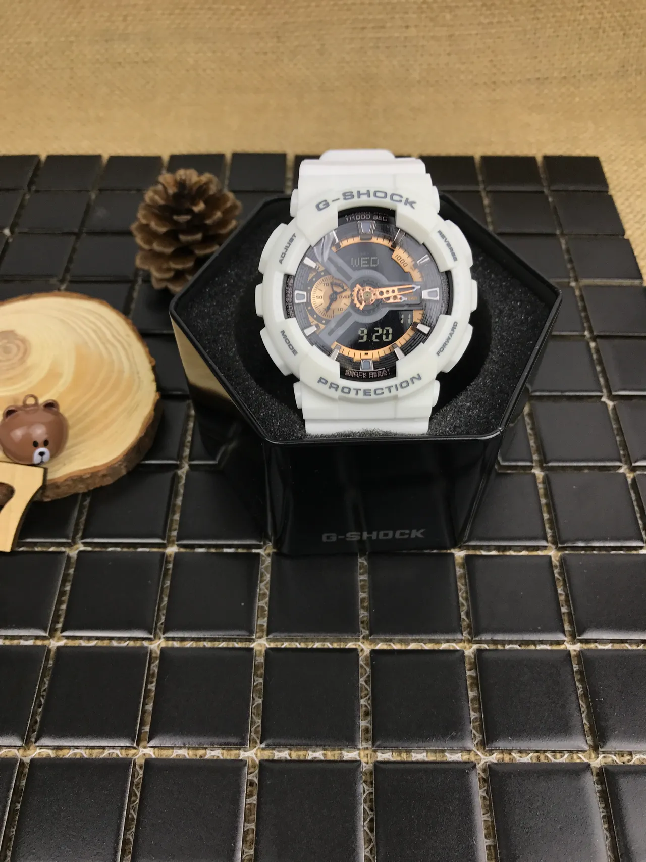 Casio G-Shock GA-100 أبيض وأسود ساعة رياضية 15