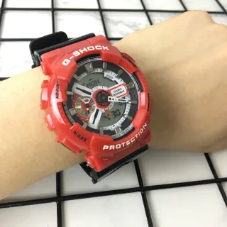 Casio G-Shock GA-110 Rouge Montre Sportive Protectrice