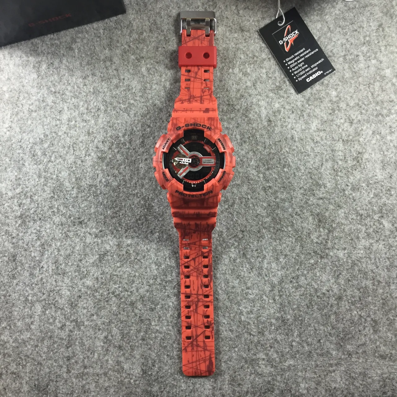 Casio লাল কালো রেজিন মার্বেল্ড কেস অ্যানালগ-ডিজিটাল হাইব্রিড ঘড়ি 7