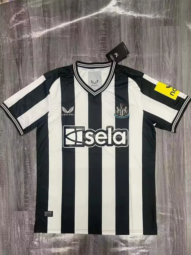 Castore Newcastle United قميص النادي أسود وأبيض مخطط 3