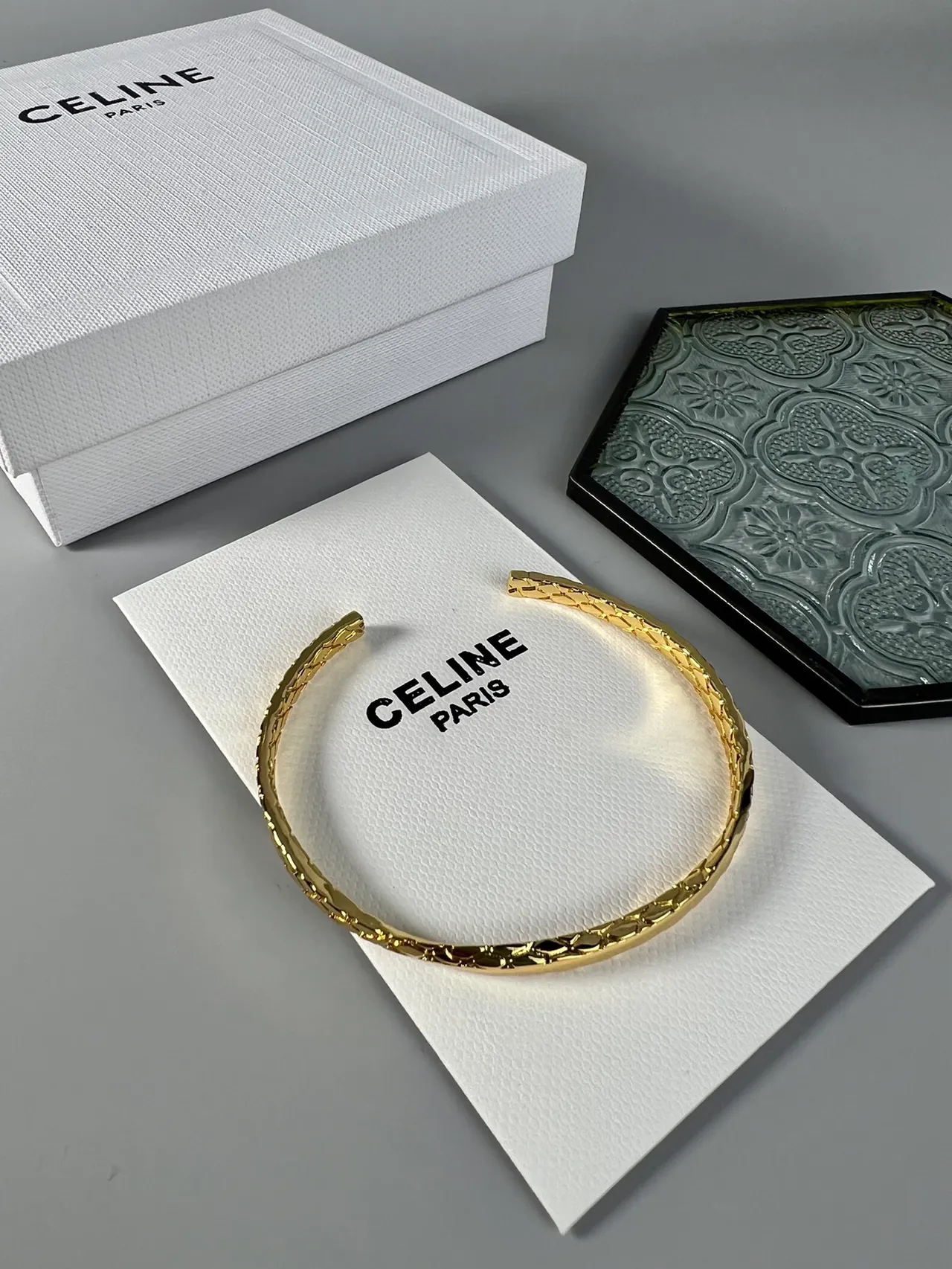 Celine doré ouvert poignet texturé geometrique tissé bracelet 2