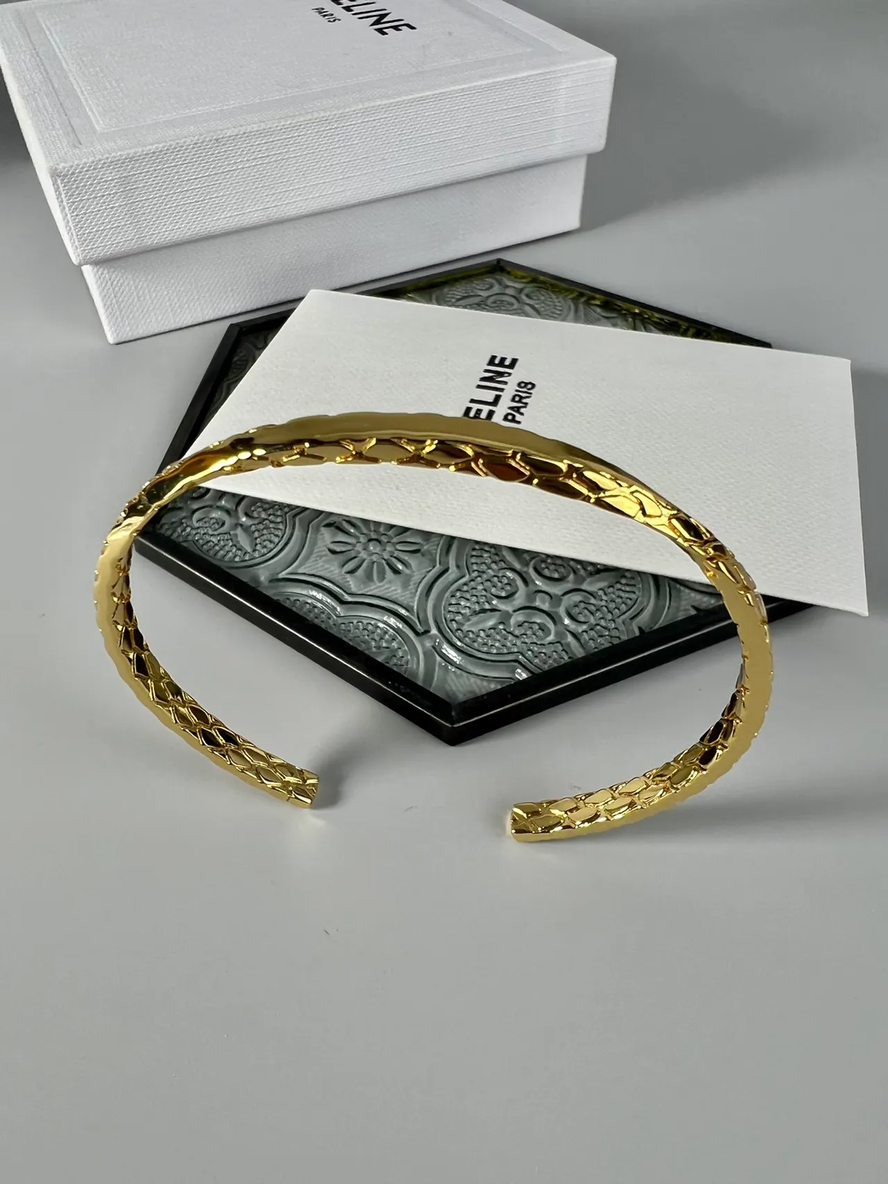 Celine doré ouvert poignet texturé geometrique tissé bracelet 5
