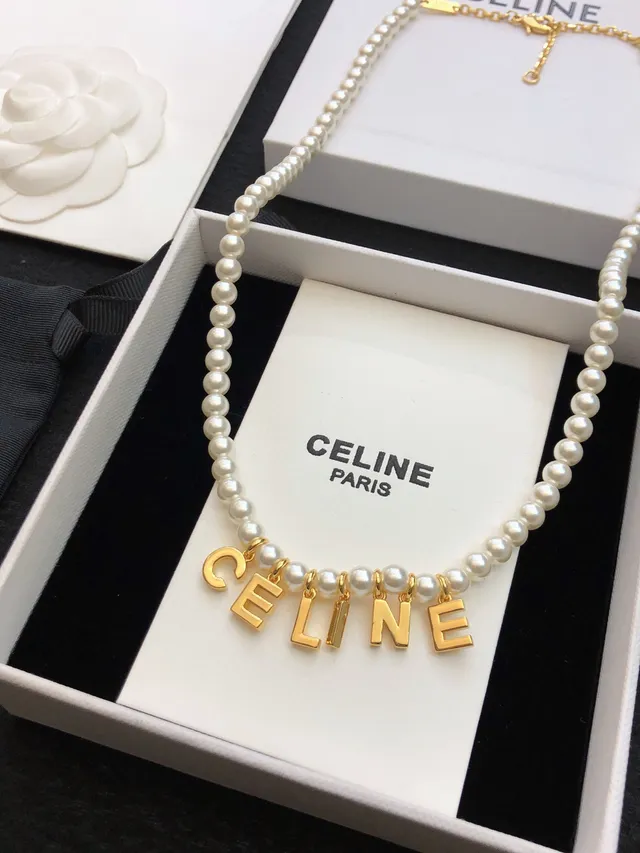 Celine Collier avec pendentif de lettre perle 8