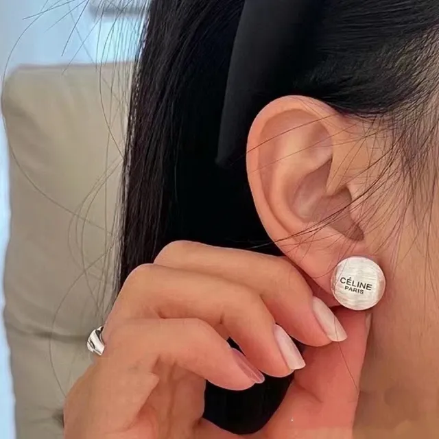 Celine Paris 雕刻球形耳钉 9