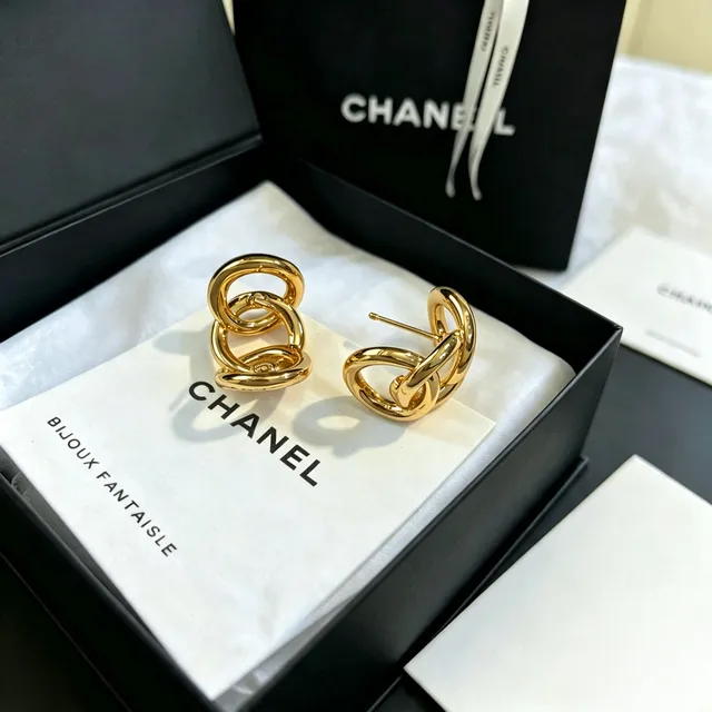 Chanel Bijoux Fantaisie Interlocking Hoop Aros 3